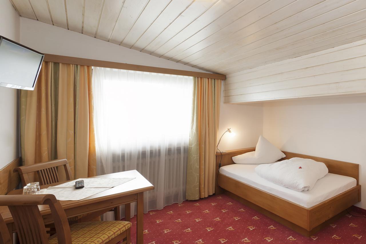 Ferienhotel Tyrol Soell Am Wilden Kaiser Rom bilde
